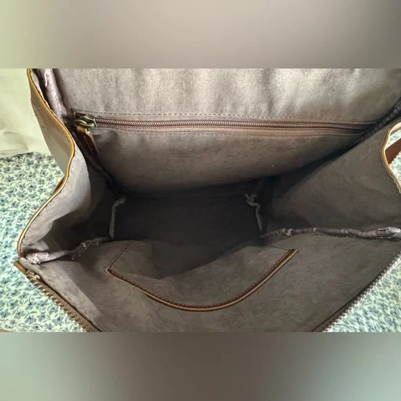 Andar Sydney Backpack/Diaper Bag - Picture 6 of 10